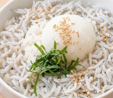 しらすご飯